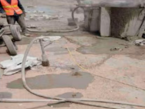 榆次水泥混凝土路面板底注浆技术 路面脱空注浆整治方案